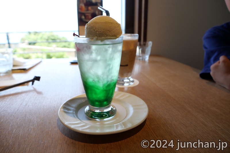 AMAMI TERRACE クリームソーダ (メロン)