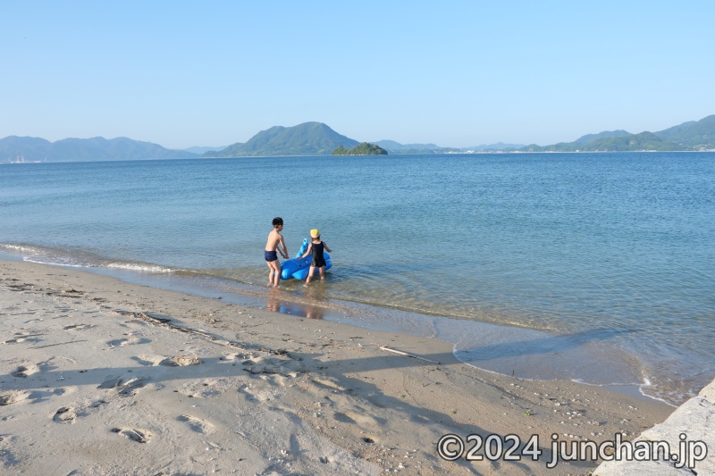 大三島 子どもたちと海水浴に