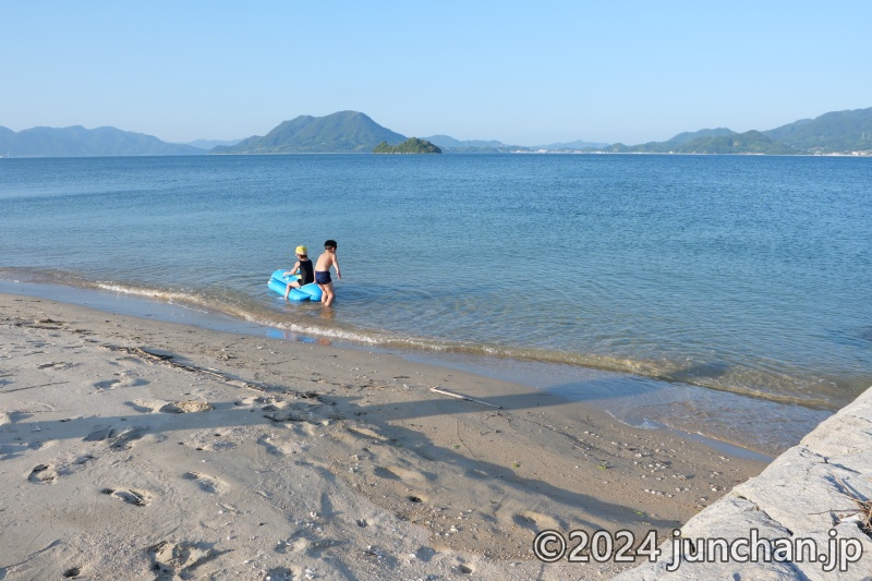 大三島 子どもたちと海水浴に