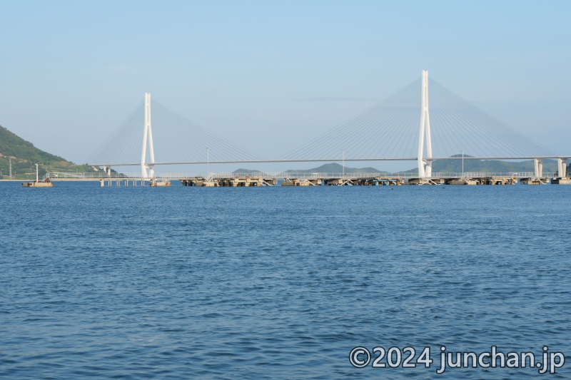 大三島 海岸から見た多々羅大橋