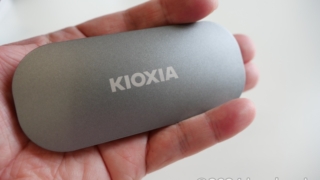 KIOXIA EXCERIA PLUS ポータブルSSD SSD-PKP1.0U3-B/N 本体