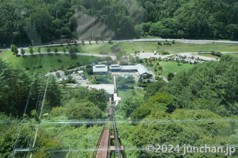 道の駅 南きよさと リフトカーから道の駅を見下ろす