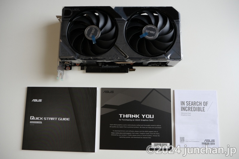 ASUS Dual Radeon™ RX 7600 XT OC Edition 16GB GDDR6 内容物