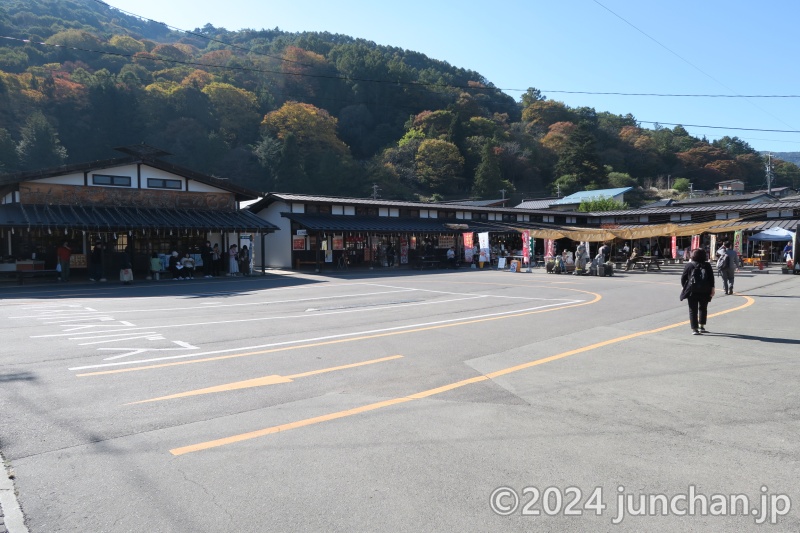 諏訪大社 上社本宮 北参道 宮町通り 社乃風