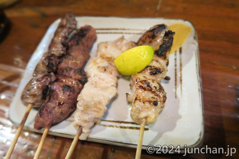 やきとり 一番 敦賀駅前店 焼き鳥 きも、み (もも身)、テール (三角)、こころ (心臓)