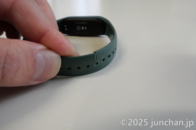 Xiaomi Smart Band 6 バンドが切れかけ