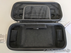 Steam Deck対応 tomtoc ハードケース 内部