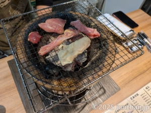大衆酒場鶏焼肉 味鶏 炭火焼