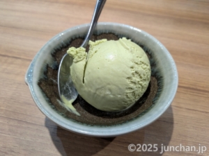 大衆酒場鶏焼肉 味鶏 食後のアイス