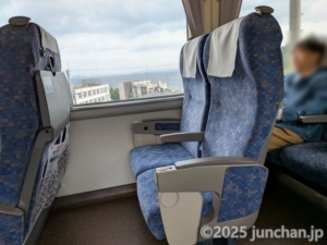 特急サンダーバード 座席