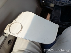 特急サンダーバード 座席 袖机