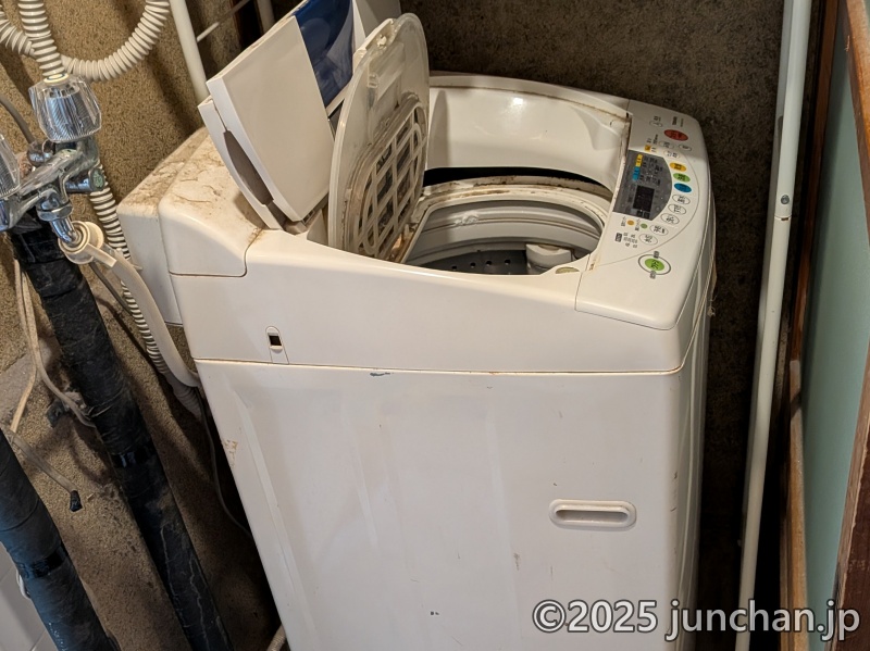 洗濯機が壊れた 20年選手で、よく頑張ってくれた