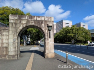 九州大学病院 正門