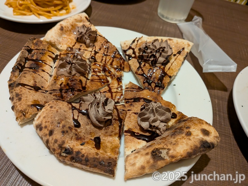 長野県佐久市 ナポリの食卓 ピザ