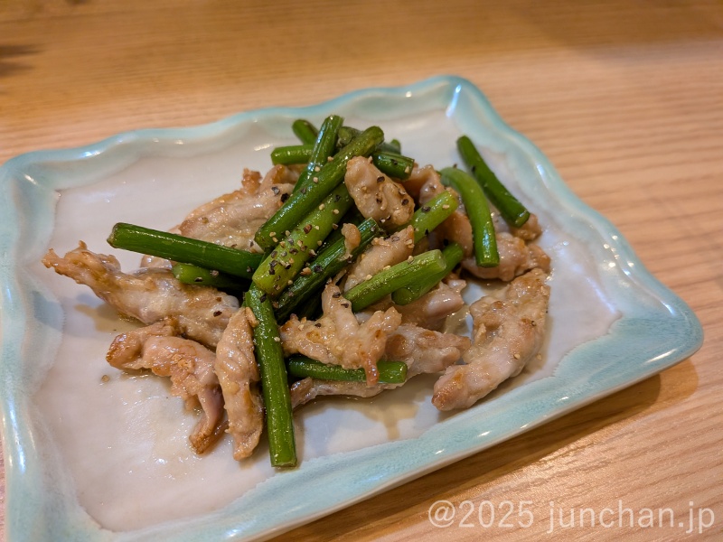 一軒め酒場 大宮東口店 鶏せせりスタミナ炒め