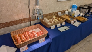 東横INN大塚駅北口1 朝食 いろいろサンドstyle