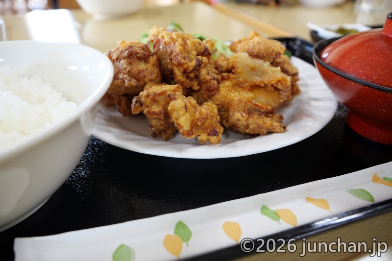 ホテル銀嶺 ランチ メガ唐揚げ定食